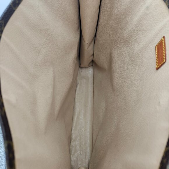 Louis Vuitton Sac Plat MM - Monogram Canvas - Picture 9 of 17